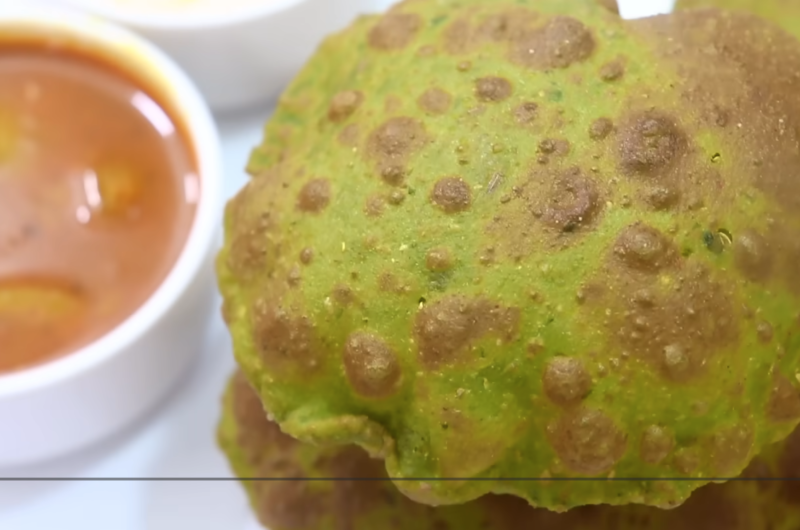 palak puri recipe in hindi